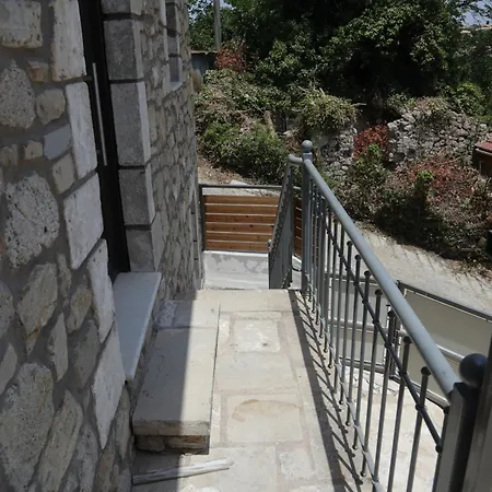 Villa Anastasia's Lazarata